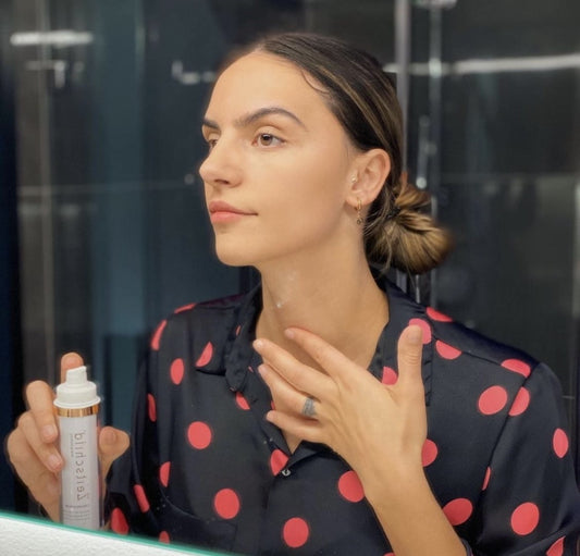 Hals & decolleté crèmeserum - Zeitschild Skincare